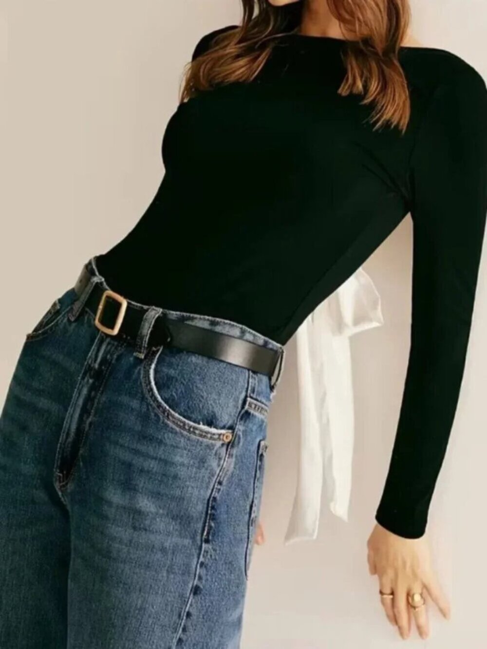 Bowtie Longsleeve Cutout Tee - Picture 2 of 4